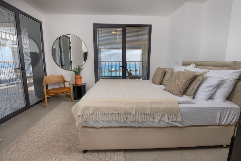 חדר שינה מיטה זוגית | Bedroom Double Bed
